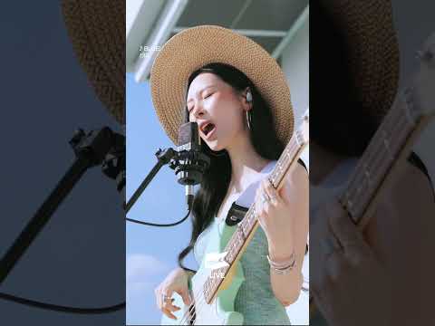 👒💐#선미 #<strong>SUNMI</strong> #<strong>BLUE</strong> #Balloon_in_Love #야외녹음실 #Beyond_the_Studio