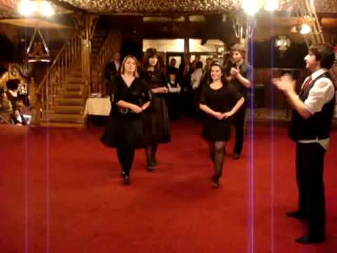 Georgians Dancing in Moscow / ქართველები ცეკვავენ მოსკოვში, ცეკვა მთიულური!