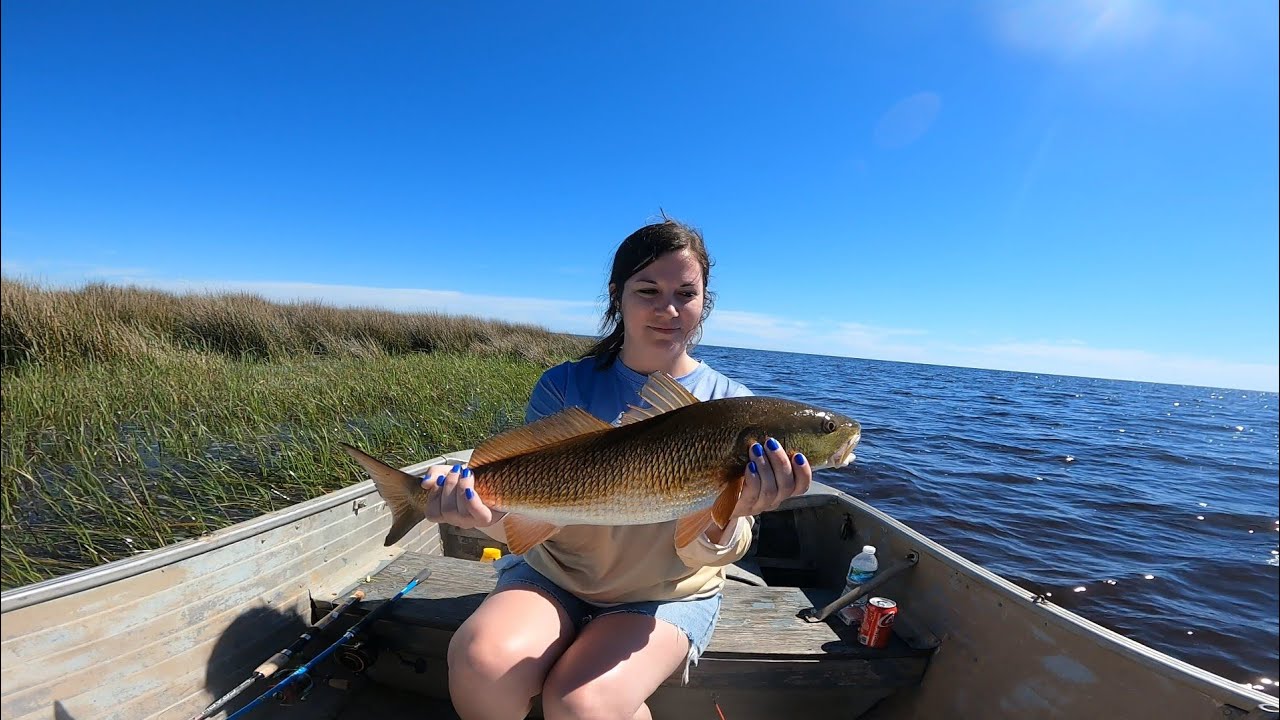 Hard baits and spoons, good day trout and redfish fishing!!