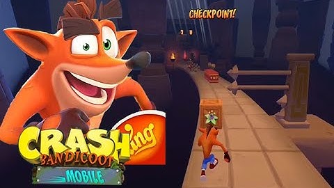 CRASH BANDICOOT ON THE RUN : WARPING TO THE LOST CITY COLLECTION RUN