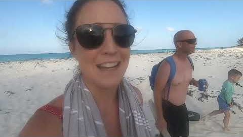 We Get Our Dinghy STUCK at Low Tide! Plus: Sand Bars and Beach Fires in The Exumas! Lazy Gecko Ep243