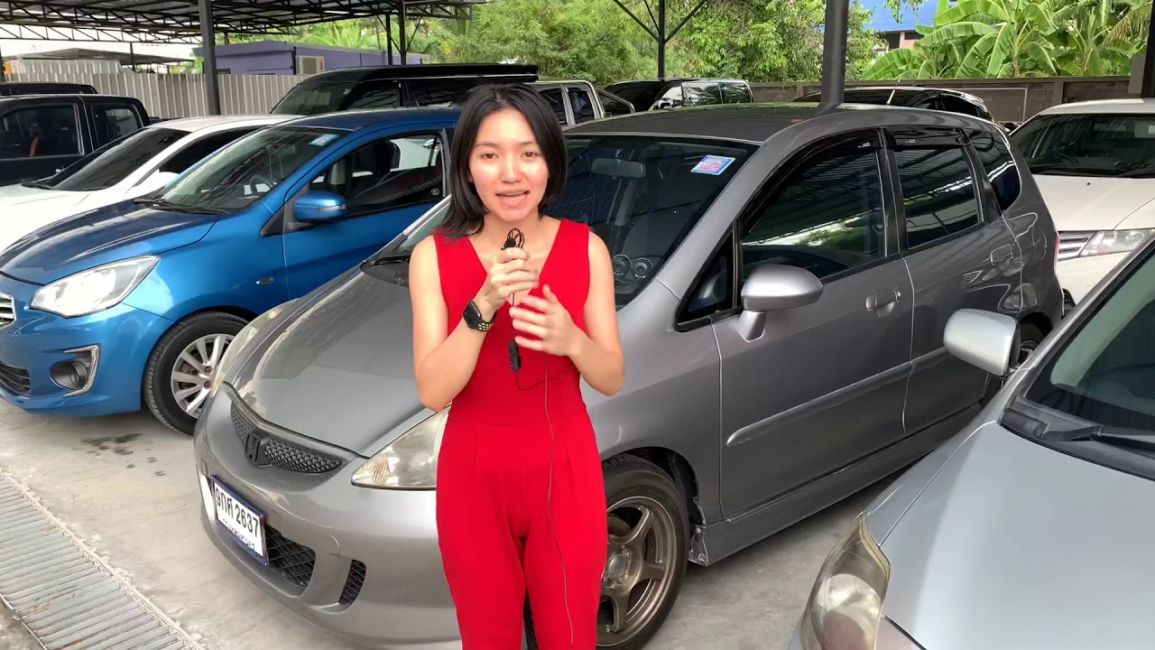 ขาย Honda Jazz cool 1.5 ปี 2006 สีเทา ราคา 195,000 บาท สนใจติดต่อได้ที่ CAR STATION