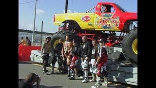 West Coast Choppers Jump Show (2004)