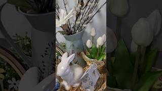Modern vintage farmhouse spring decor #springdecor #easterdecor #farmhousedecor #vintage #decorate