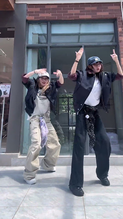 MIC Drop (Steve Aoki Remix) - BTS | cc: 萝柚