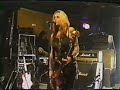 Capture de la vidéo Betty Blowtorch @ Howard's Club, Bowling Green, Ohio Nov. 29, 2001 W/Jennifer Finch L7 On Bass