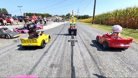 Power Wheels Drag Racing at Housers Auto Center!