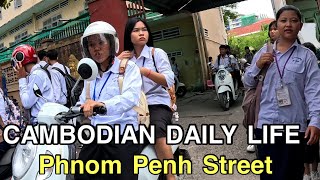 CAMBODIA DAILY LIFE - Walking tour at PHNOM PENH STREET