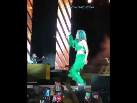 Cardi b naked performance - YouTube