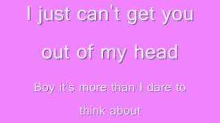 Vignette de la vidéo "Kylie Minogue - Can't Get You Out Of My Head [lyrics]"