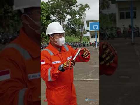 Tutorial penggunaan Red Hand Flare #sailor #lifeatsea #training #subscribe #belajar