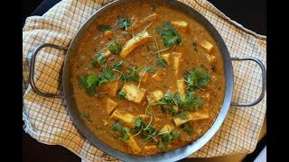 Kuchnia indyjska-ser paneer w sosie butter masala.