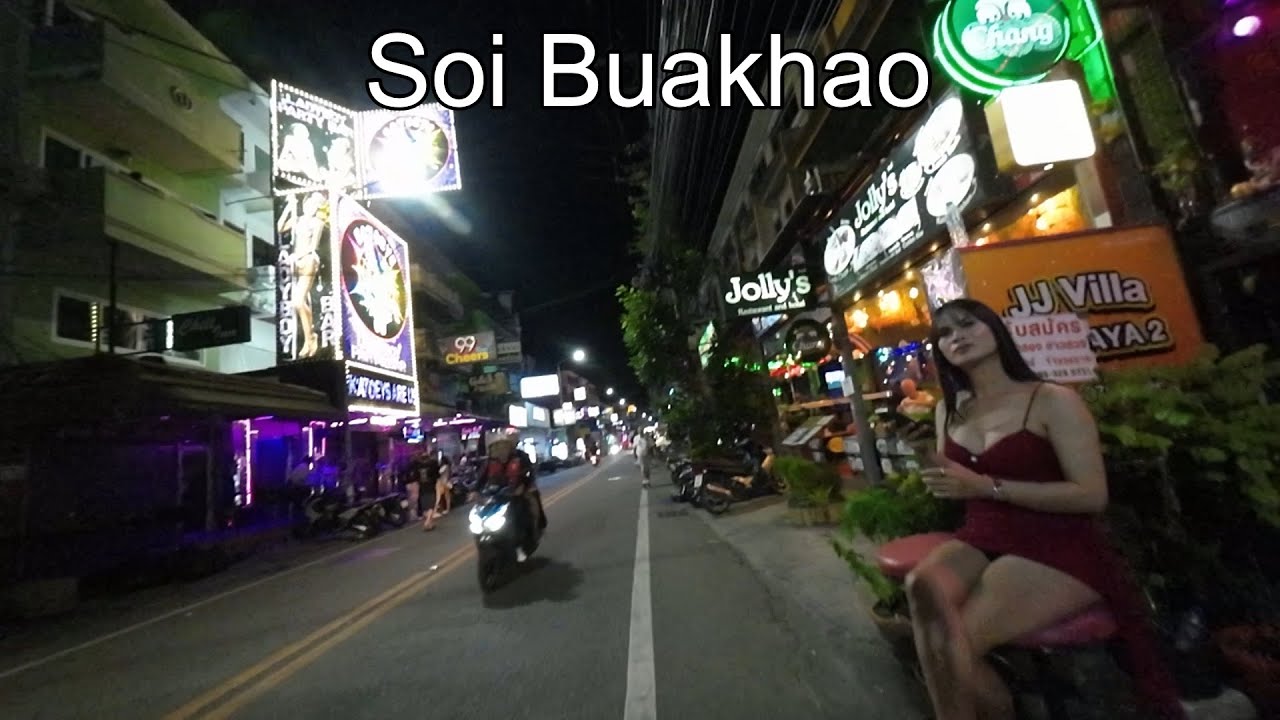 Soi Buakhao, Pattaya | A Lot Of Freelancers Trying To Get Customers