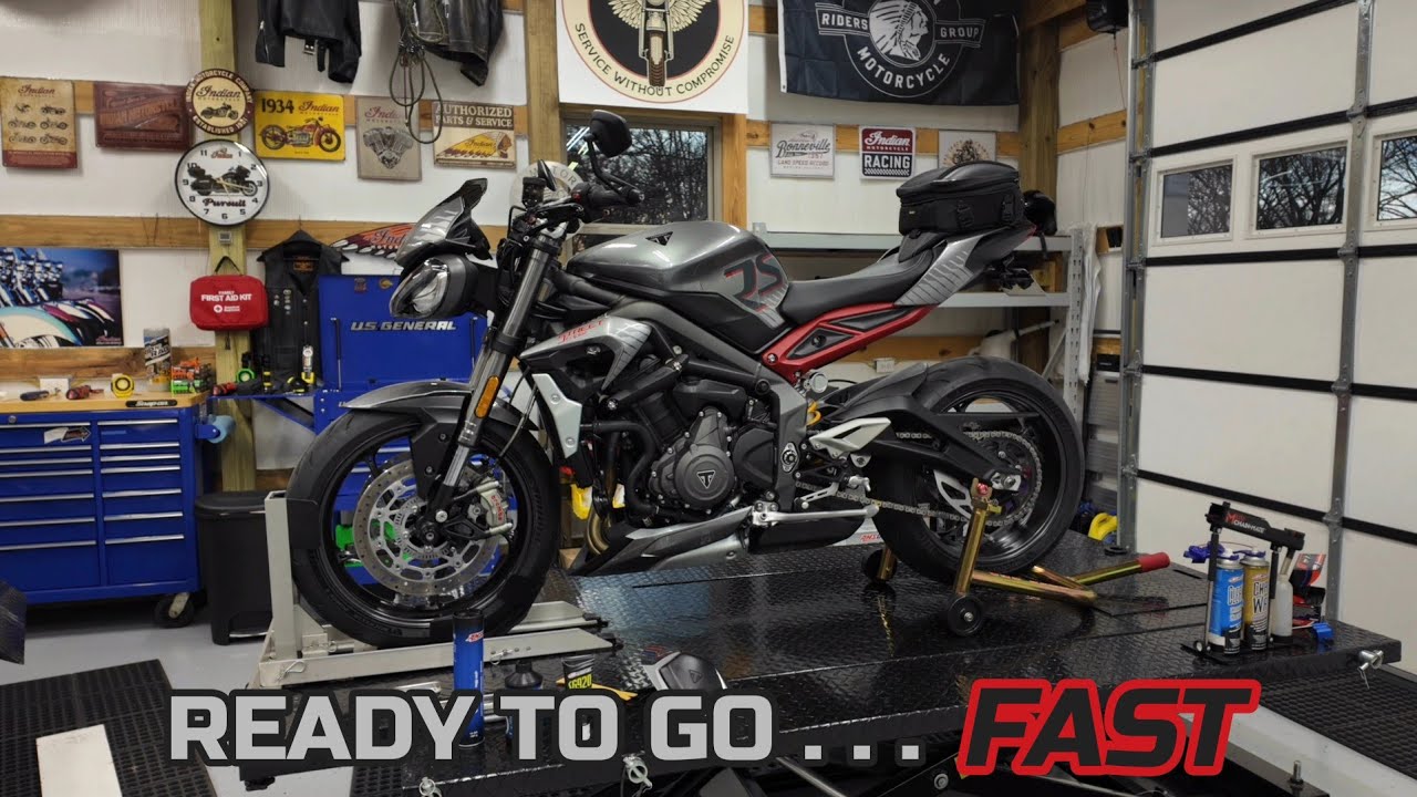 2022 Triumph Street Triple RS - Spring Service