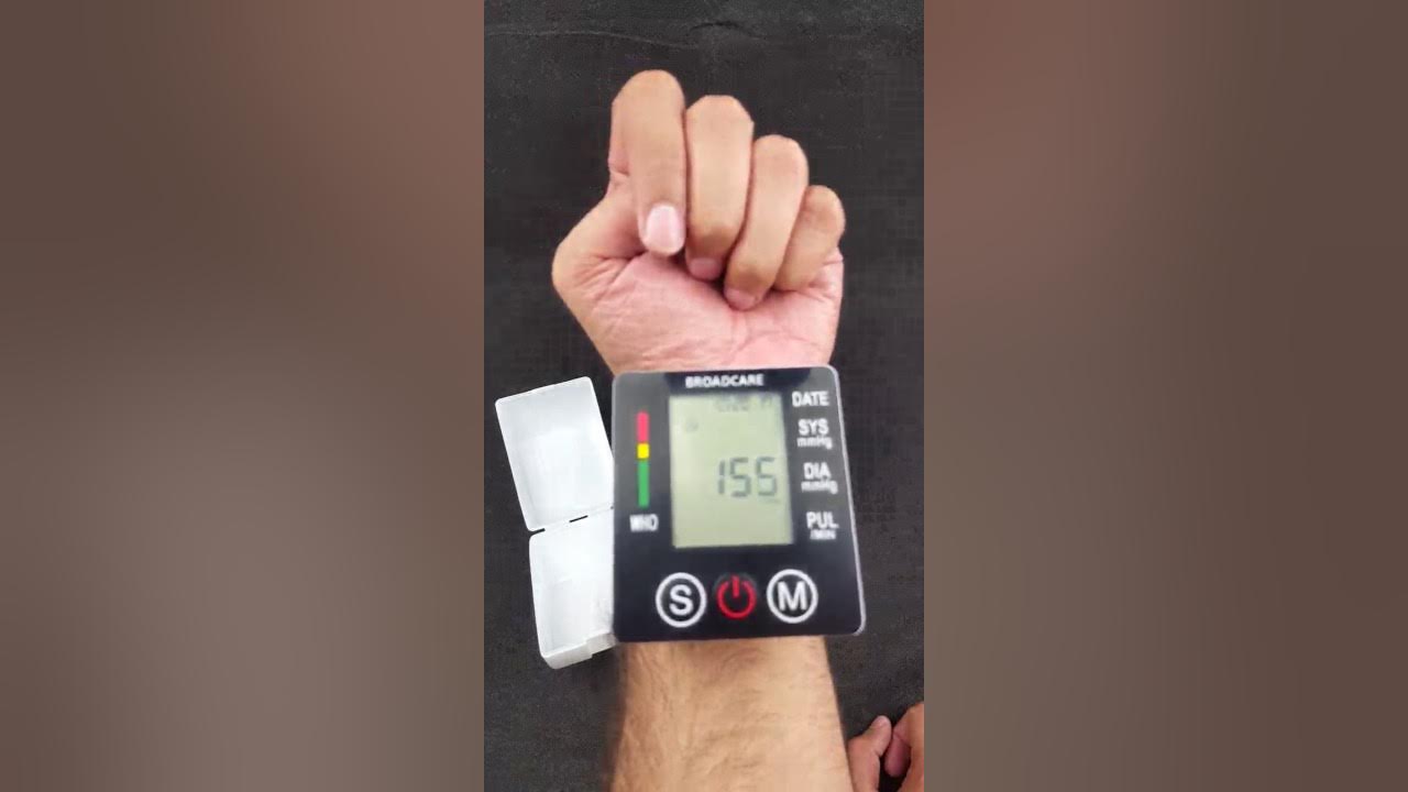 Unboxing BROADCARE Wrist Blood Pressure Monitor of High Accuracy