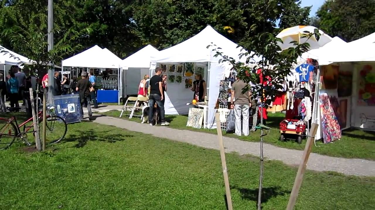 Queen West Art Crawl 2010