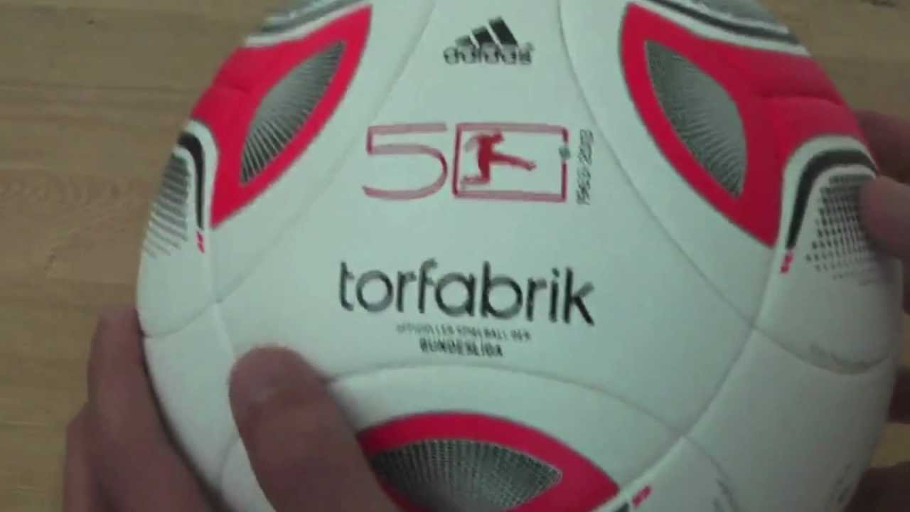 Unboxing Adidas Torfabrik 3 | FußballAktuellTV
