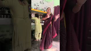 Ek Raat May Do Do Laal Huye Jacha Bacha Geet Kinnar Dance