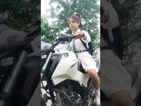 School Girl Rider Xtreme Bike Riding || #shorts #ytshorts #viral