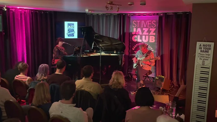 Liane Carroll & Roger Carey - Blue Skies - Live @ ...