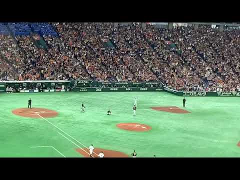 【スクイズ成功直後の様子】クライマックスシリーズ　第4戦　巨人対阪神　2019.10.13
