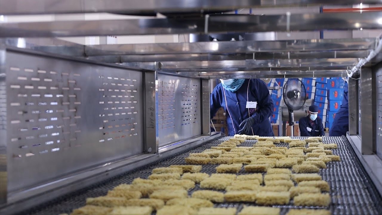 شاهد | افتتاح أول معمل نودلز في شمال غربي سوريا قرب معبر باب الهوى | صباح سوريا