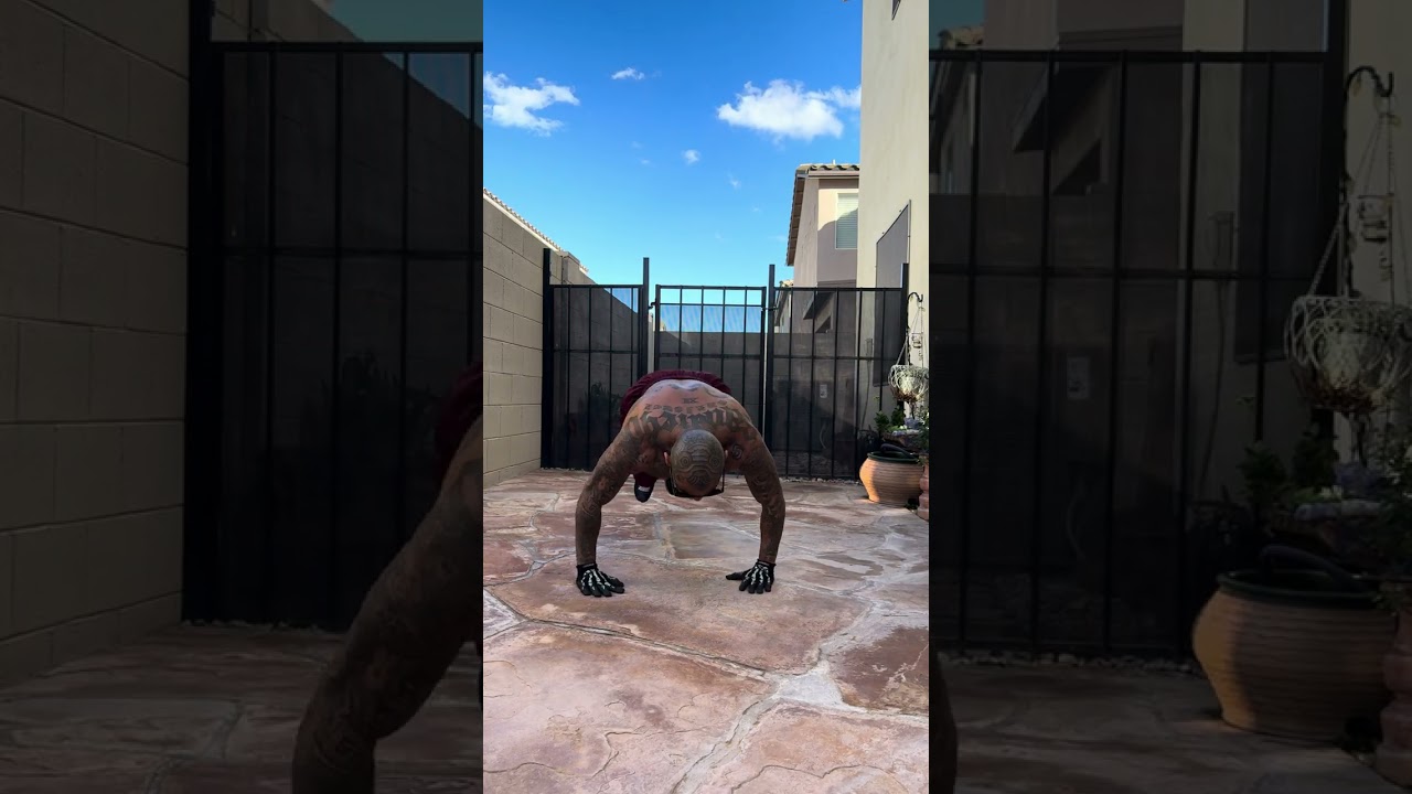 2086 дней подряд берпи