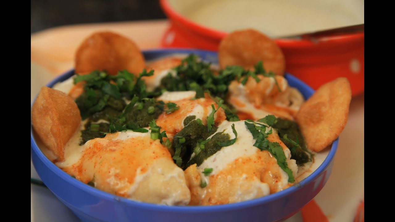 Bhalla Papdi Chaat Near Me Home-Made Dahi Bhalla Papri Chaat By Seema - YouTube