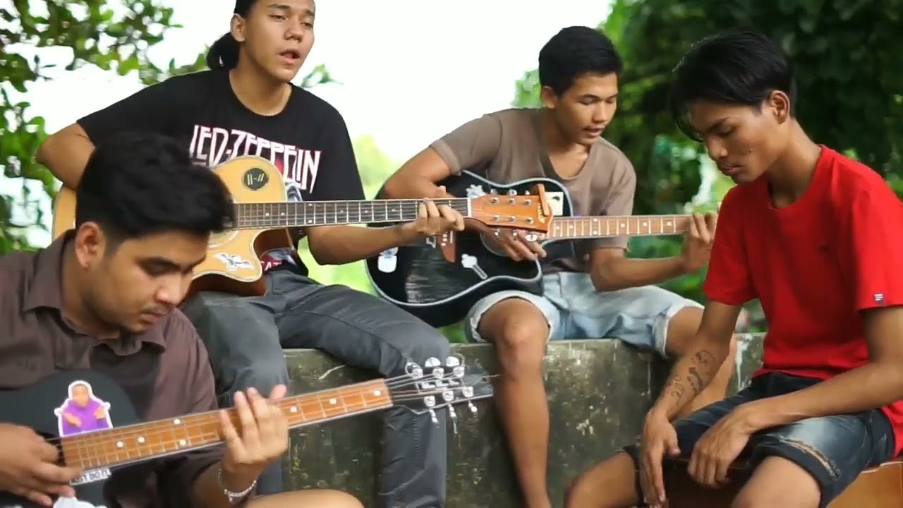 ဝေးသွားလည်း (Big Bag) unplug version Chords Chordify