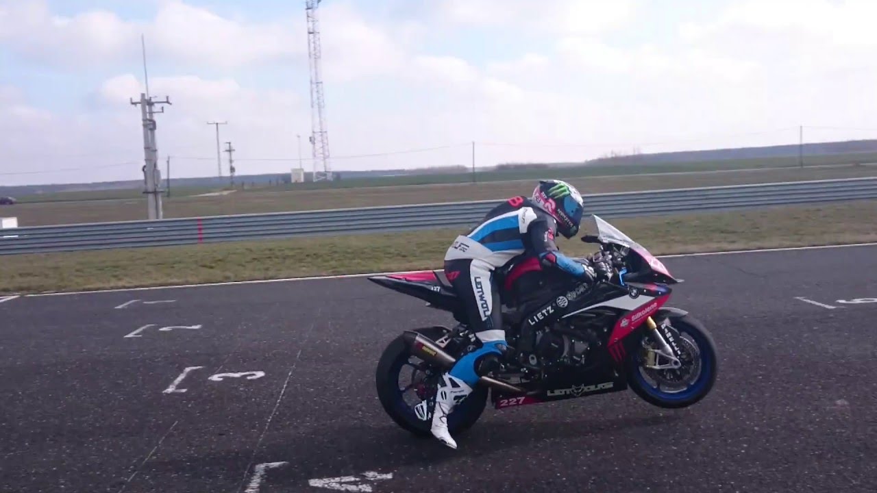 BMW S1000RR 2015 Launch Control Start - YouTube