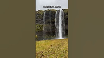 Thumbnail of Exploring the Dramatic Beauty of Seljalandsfoss Waterfall in Iceland
