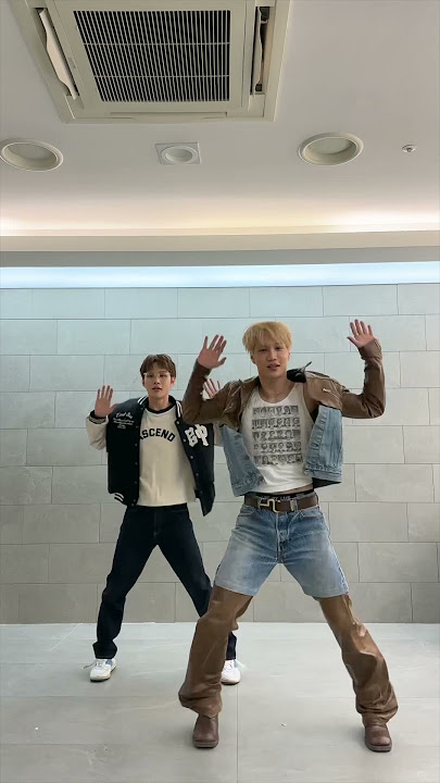 Mr. Rover rover rover 🐻🤍🐶💚 #카이 #KAI #정우 #JUNGWOO #Rover #KAI_Rover #RoverChallenge
