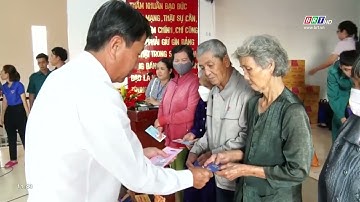 Tặng 50 suất quà tết cho người cao tuổi có hoàn cảnh khó khăn | BRTgo