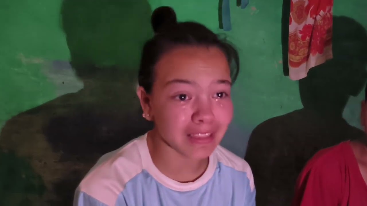 دموع حارقة وغالية لأسرة محرومة من أبسط وسائل العيش وفرحة العيد  0628736497