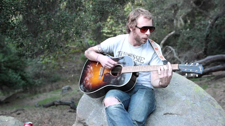 John McCauley of Deer Tick - Out On The Weekend (N...