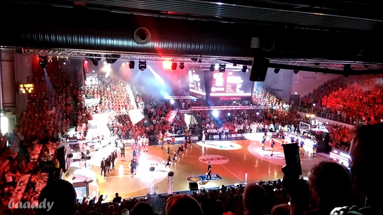 Brose Bamberg EWE Baskets Oldenburg Finale Spiel 3 brose ARENA