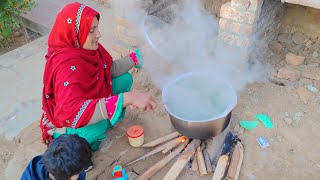 Village traditional food of Pakistan Punjab 🍲🇵🇰|village Pakistan|Pak village family