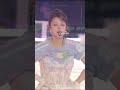 ♪ 毎日映画の中でや本の中でやドラマの中で愛を感じる Mm 愛を学ぶ 自分のことみたいにしょっちゅう胸がドキドキするドキドキする ♪