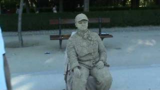 ESTATUA HUMANA DE BARRO