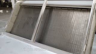 Inclined sieve solid-liquid separator