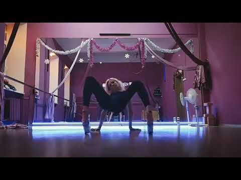Maryann Moon Twerking 4 - YouTube