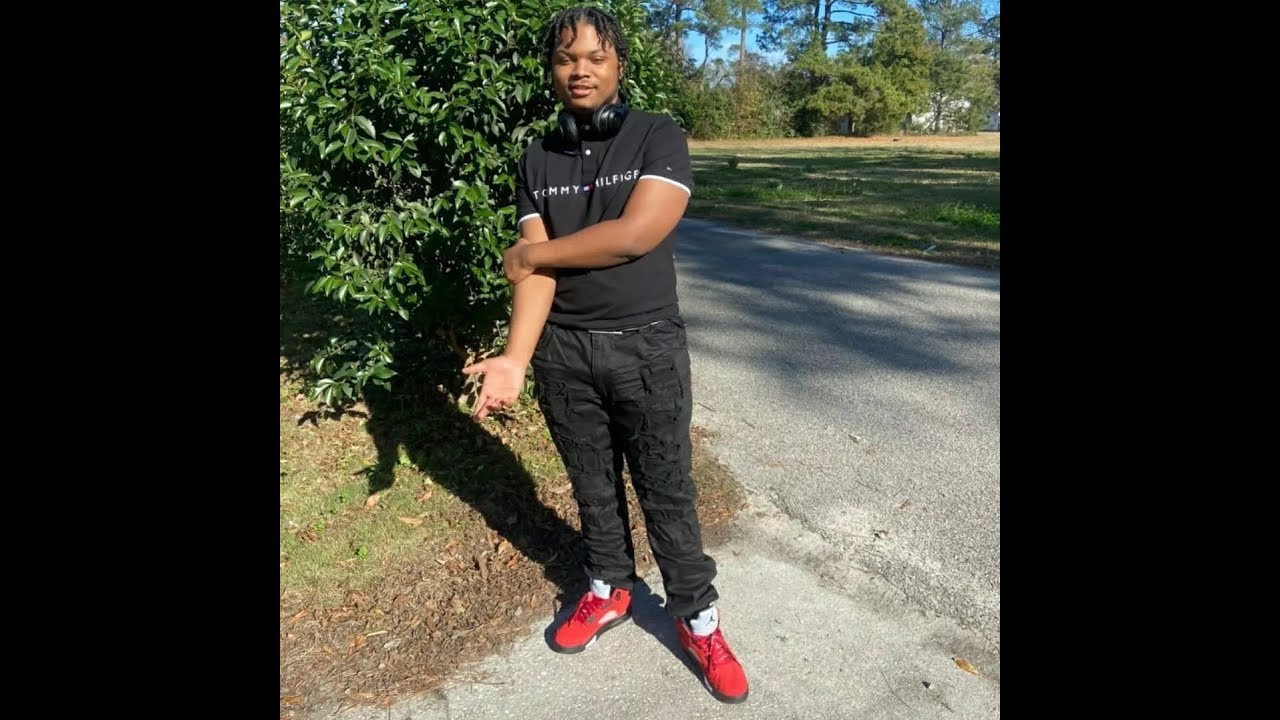 Im Feeling Good-ItzThaKidd (prod: Kha Holliboy)