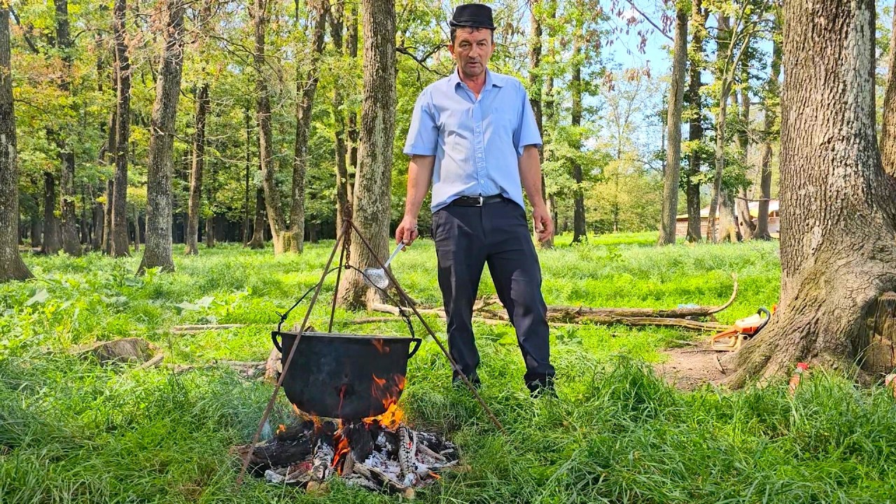 DISTRACTIE MARE LA STANA,DE ZIUA LUI MARIN CHIOJDEANU,UN CIOBAN ADEVARAT.
