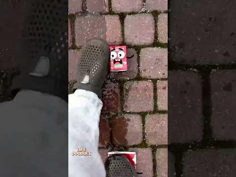 Life Doodles Crushing Juice Packs With Your Feet Lifedoodles Animation Cartoon 