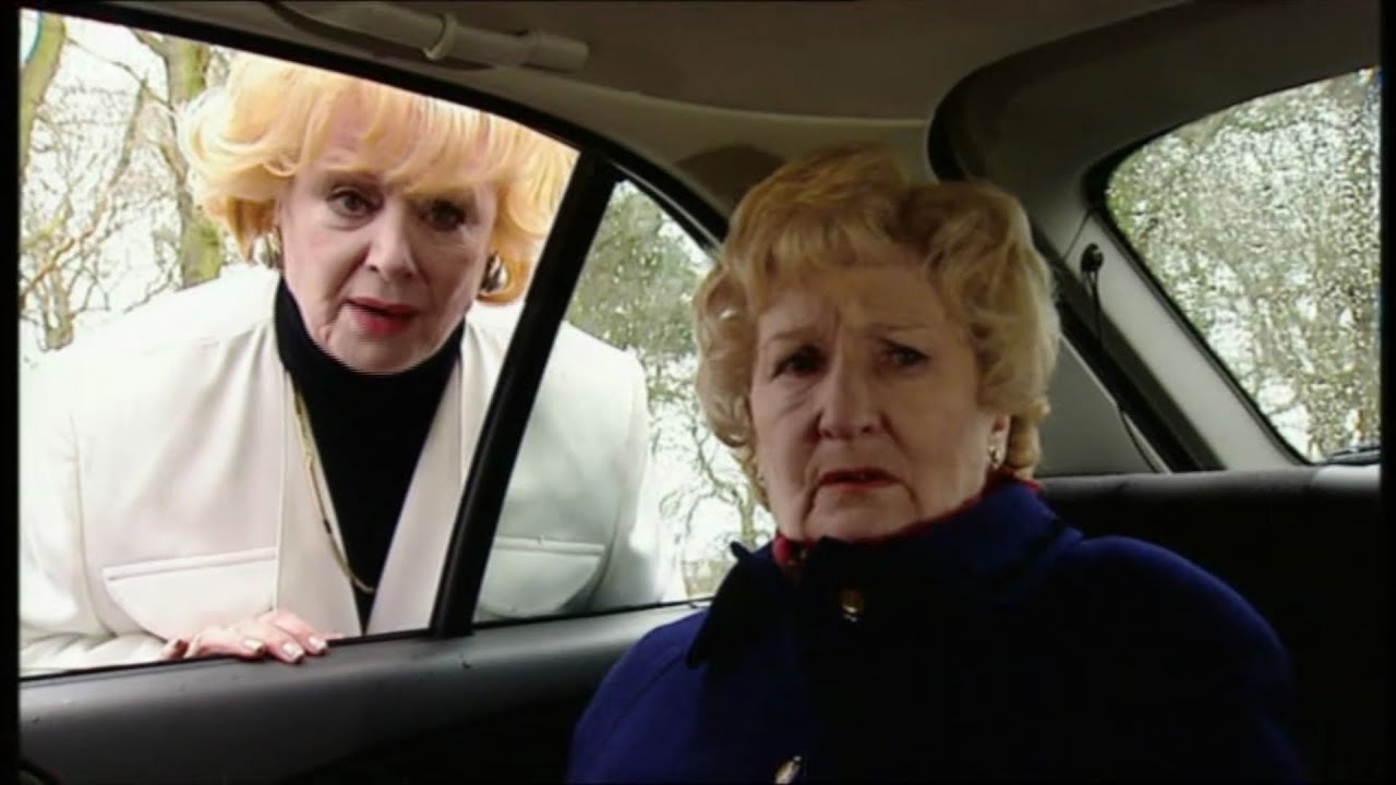 Rita, Blanche, Emily and Betty are held at gunpoint - Coronation Street (25 February 2002)