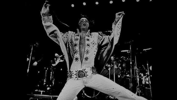 Elvis Presley - Leaving the Stage at the Convention Center Arena, San Antonio, TX - April 18,1972