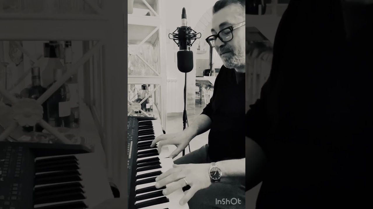 Buongiorno anche a te (Loredana Bertè), cover piano elettrico e voce Massimo Caltagirone