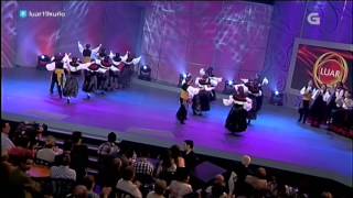 Bailadores do Torreiro da A C Donaire bailan Muiñeira de Requesende no LUAR