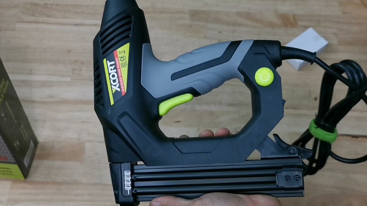 Máy bắn đinh gỗ XCORT bắn 2 loại đinh F và U. Giá 1.050k