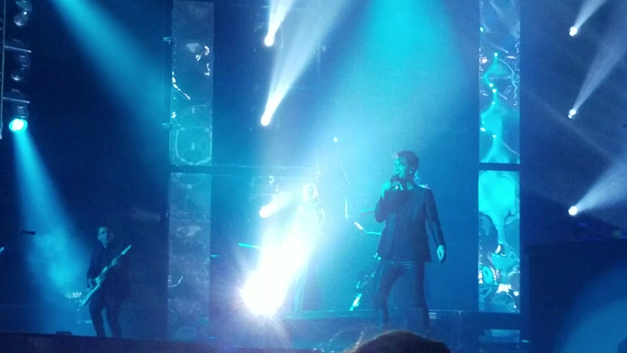 Nicotine from Panic! At The Disco 2018 Tour San Jose SAP Center - YouTube